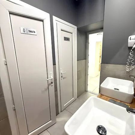 Хостел Greenhostel - Parking