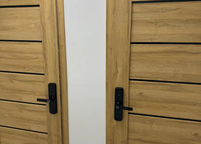 Greenhostel - Parking Katowice