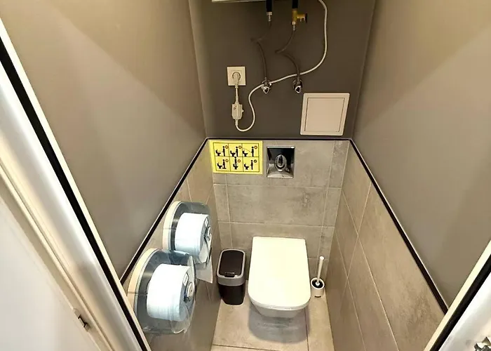 Greenhostel - Parking Auberge de jeunesse